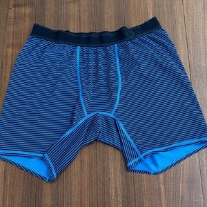 lululemon athletica Men's Navy and Light Blue Boxer Briefs